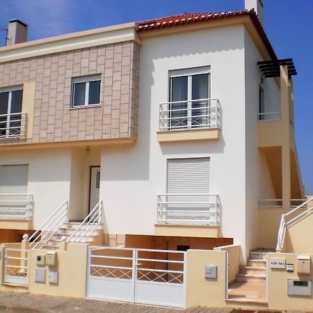 Апартаменты Surf Peniche - Ocean View Экстерьер фото