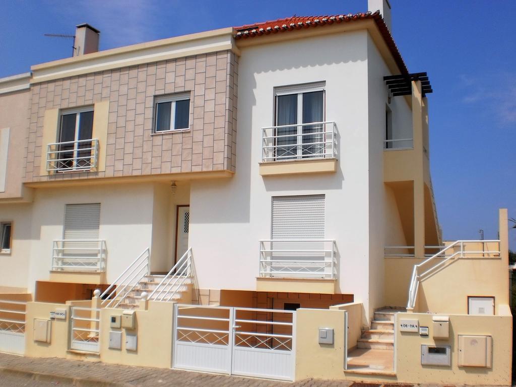 Апартаменты Surf Peniche - Ocean View Экстерьер фото